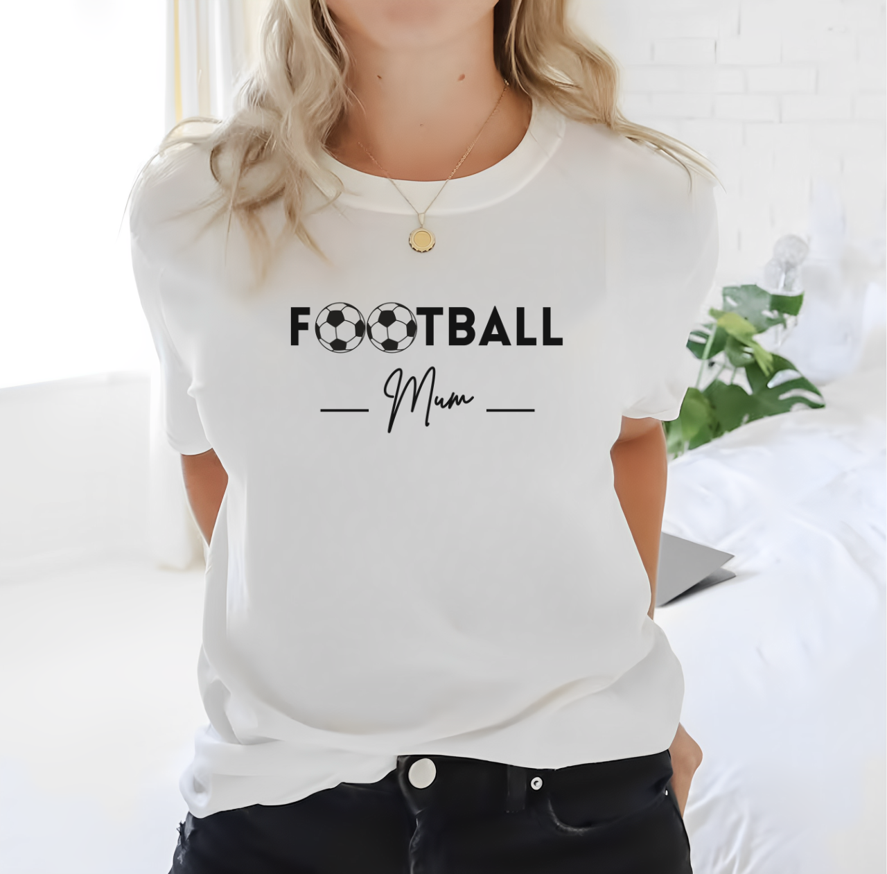 Football Mum T-Shirt, Football Shirt, Womens Football, Mother's Day Shirt, Football Gifts, Football Tshirt, Cute Mom shirt, Football Gift ♡